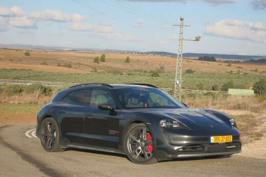 פורשה טייקן קרוס טוריסמו